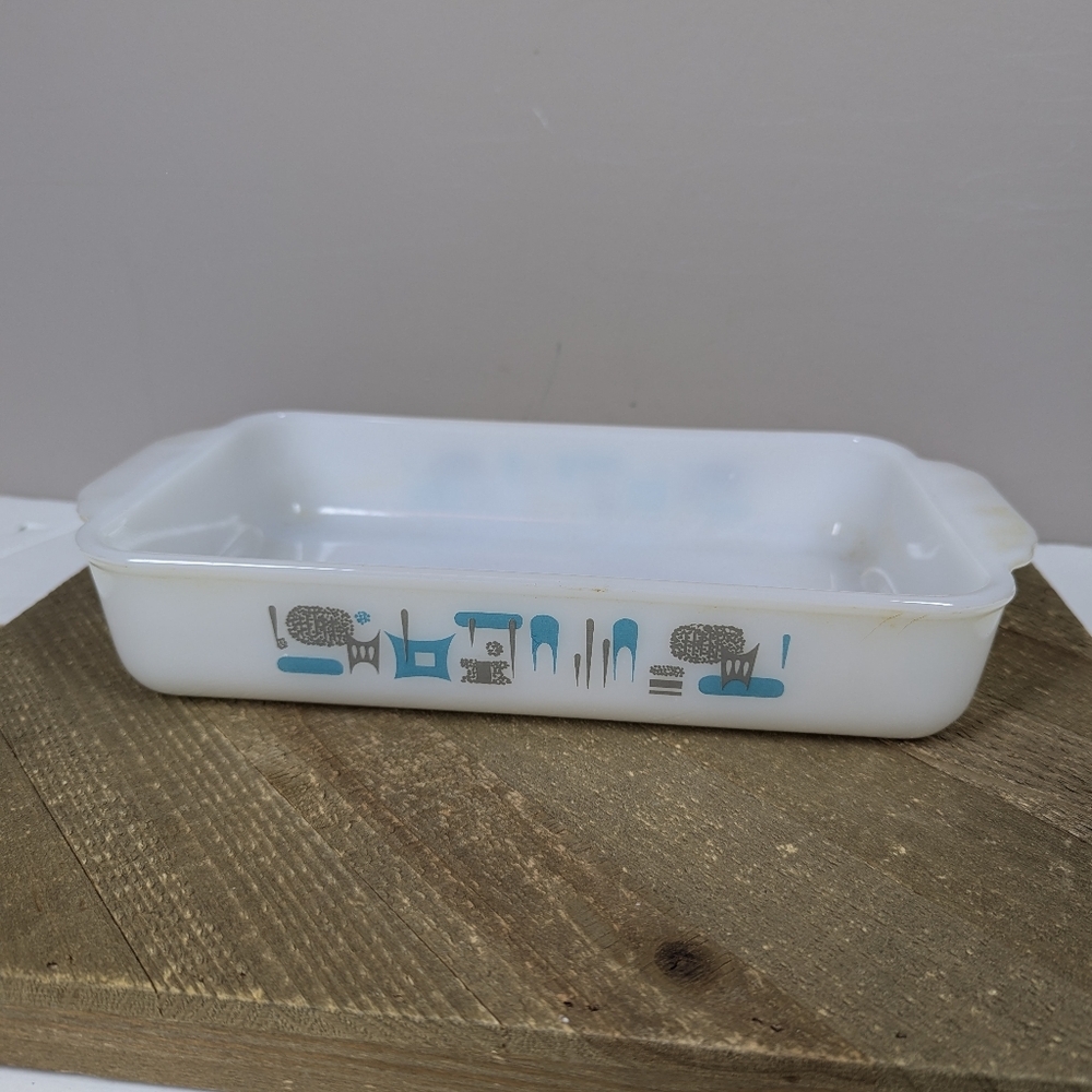 Vintage Royal USA Blue Heaven Milk Glass Baking Dish Mid Century Modern Atomic